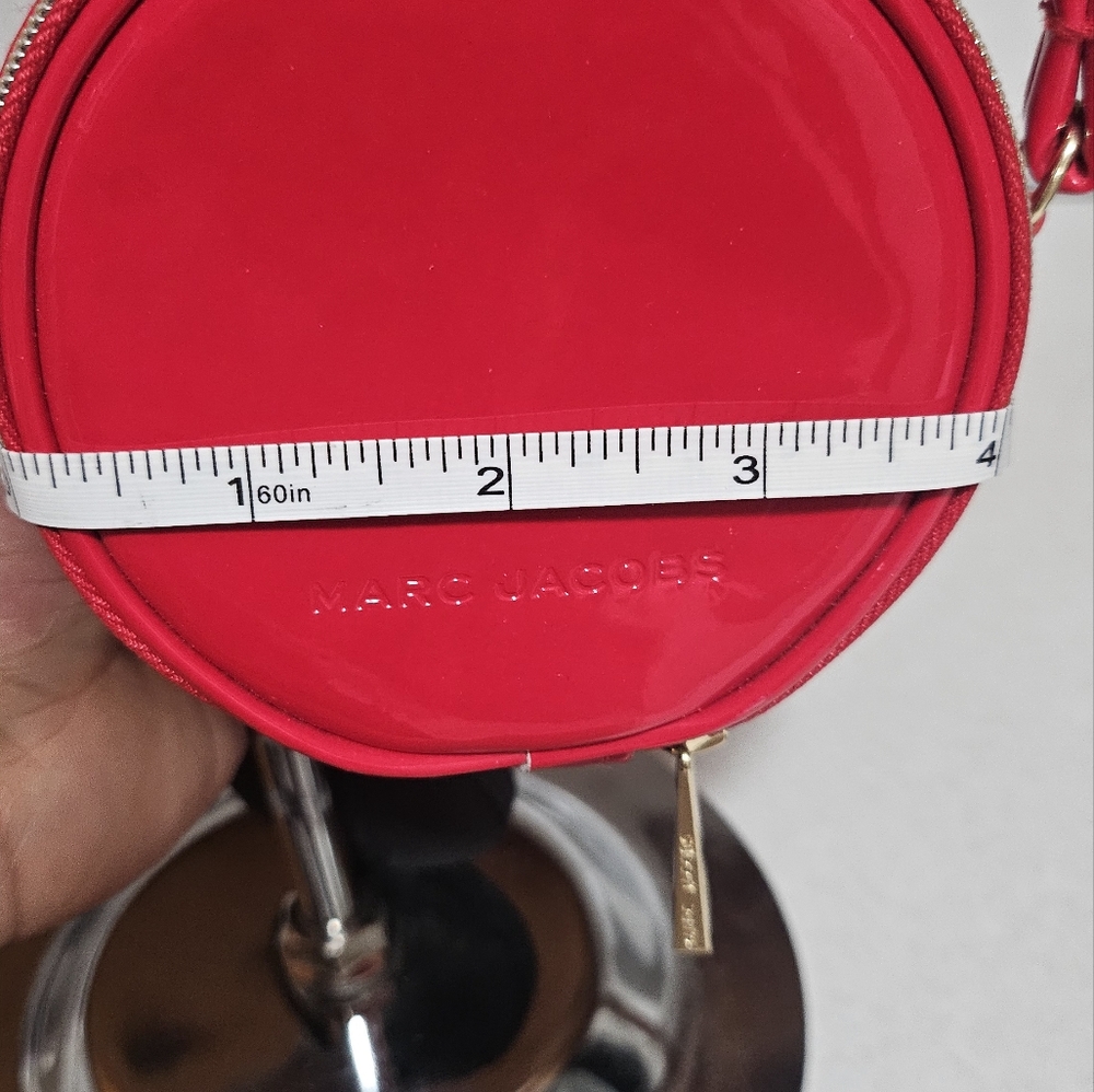 NWOT Mini Marc Jacobs round crossbody pouch - Picture 7 of 8